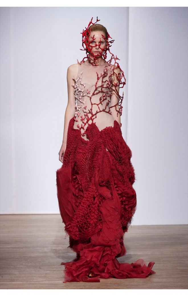 Yiqing Yin Couture Spring 2013