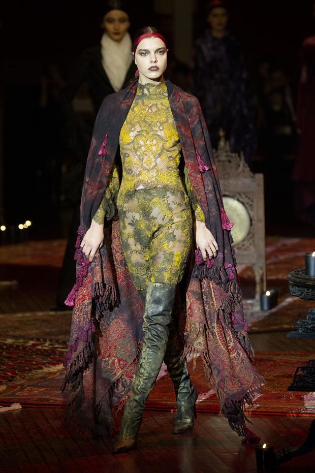 Frank Sorbier Haute Couture on  Fashionising