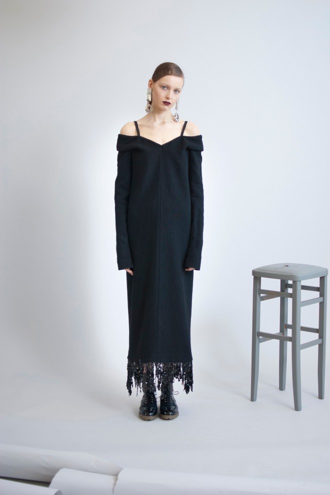 Isa Arfen Fall 2015 on Style.com