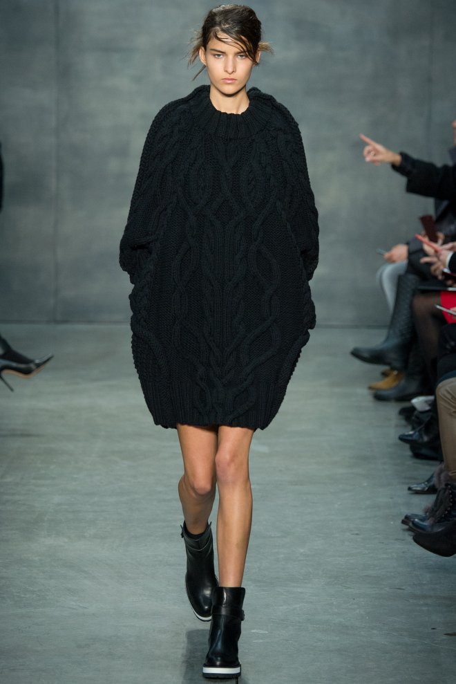Vera Wang Fall 2015 on Style.com