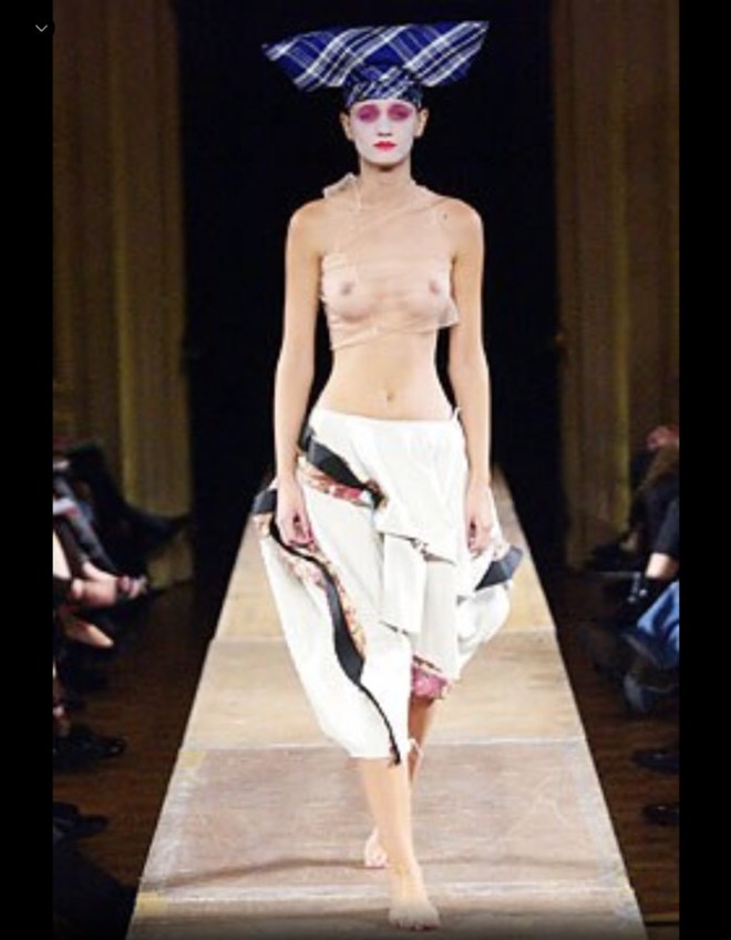 Comme des Garçons RTW Spring 2004