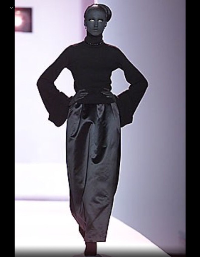 Viktor and Rolf RTW Fall 2001