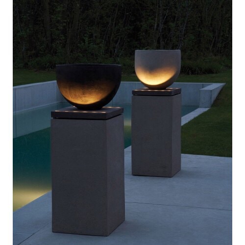 Atelier Vierkant Garden Pot: see more from the product range at AtelierVierkant.be