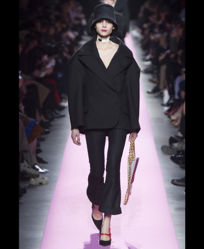PFW Fall 2017 RTW: Jacquemus