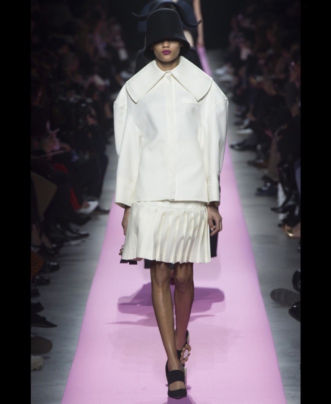 PFW Fall 2017 RTW: Jacquemus