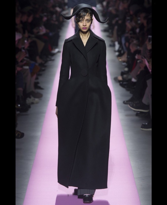 PFW Fall 2017 RTW: Jacquemus