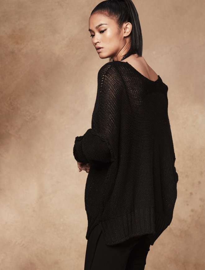 Urban Zen Oversized Sweater Spring/Summer 2017