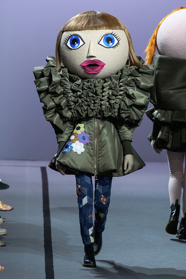 Haute Couture: Viktor & Rolf Fall 2017