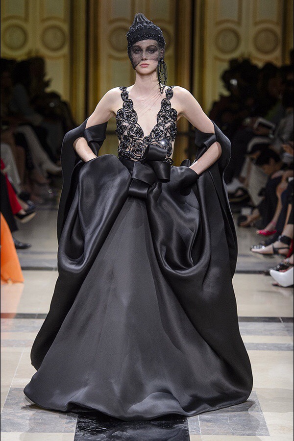 Haute Couture: Armani Prive Fall 2017