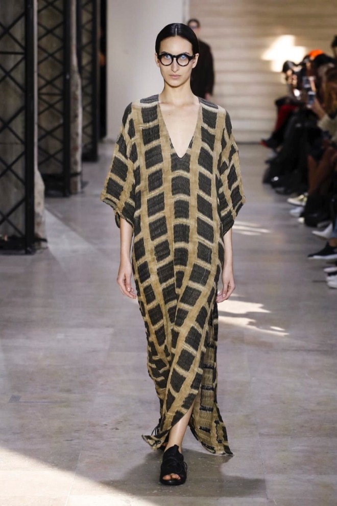 PFW S/S 2018 RTW: Uma Wang