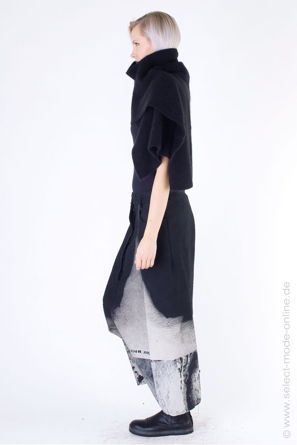 Rundholz Warm Cozy Scarf at SelectModeOnline