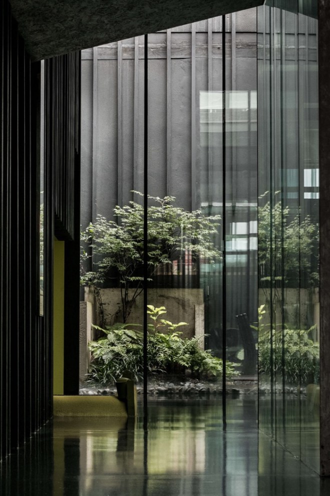 David Adjaye's Lost House: Light well courtyard