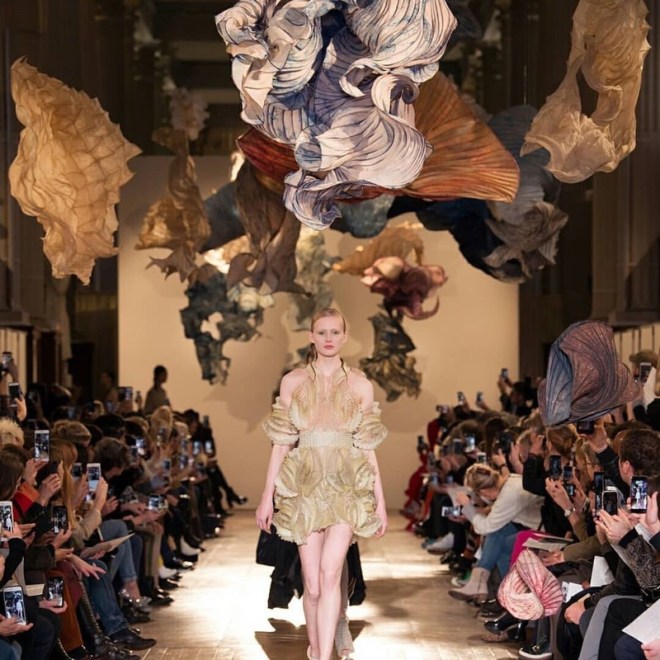 Peter Gentenaar Paper Sculptures for Iris van Herpen Couture collection, titled ‘Ludi Naturae’, January 22nd, 2018, at the Galerie de Mineralogie et de Geologie, in Paris