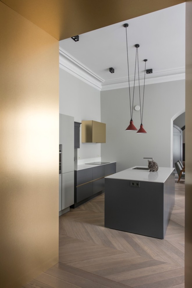 Apartment in Vilnius via @Dezeen. Interior Design: Kristina Lastauskaitė-Pundė. Photography is by Leonas Garbačauskas.