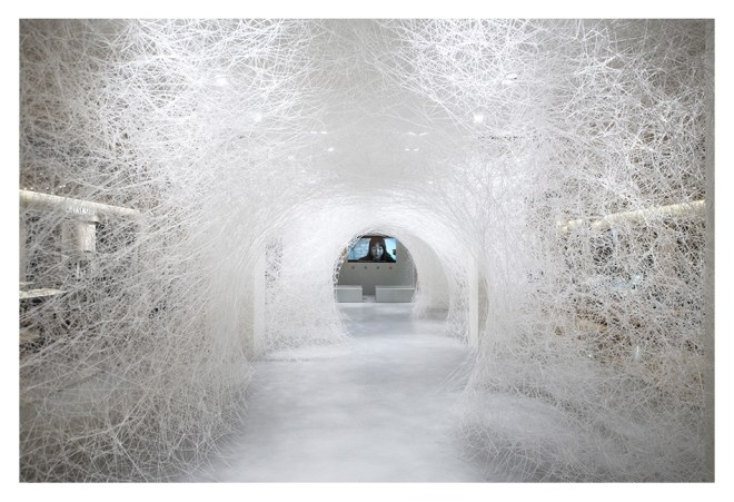 Chiharu Shiota, Where are we going?, 2017. Le Bon Marché, Paris, France. Installation, white wool, wires. Photo Sunhi Mang. Copyright VG Bild-Kunst, Bonn, 2017 and the artist