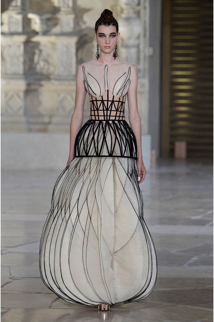 Guo Pei Winter 2018 Haute Couture – Plus Black Blog