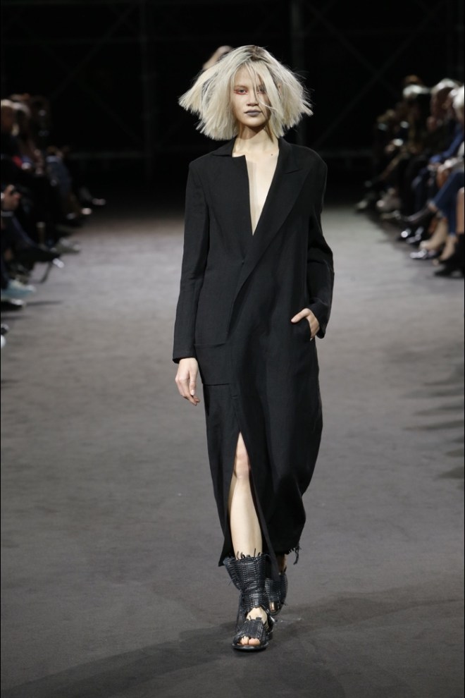 Yohji Yamamoto Spring 2019 RTW
