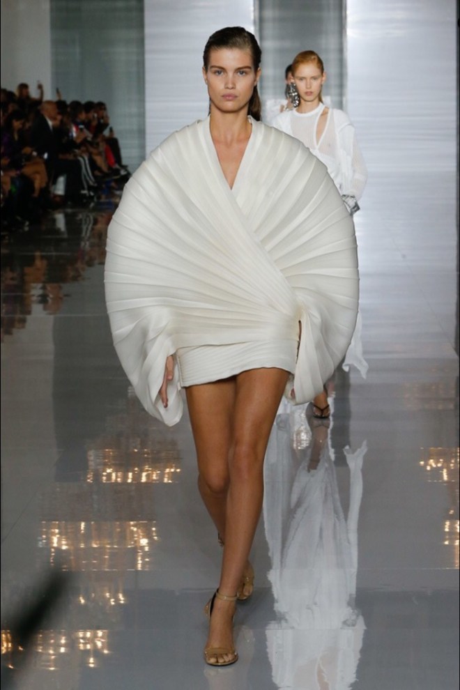 Balmain Spring 2019 RTW