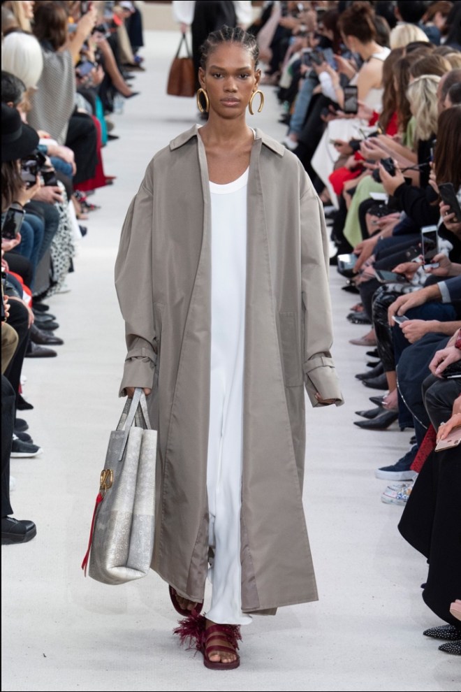 Valentino Spring 2019 RTW