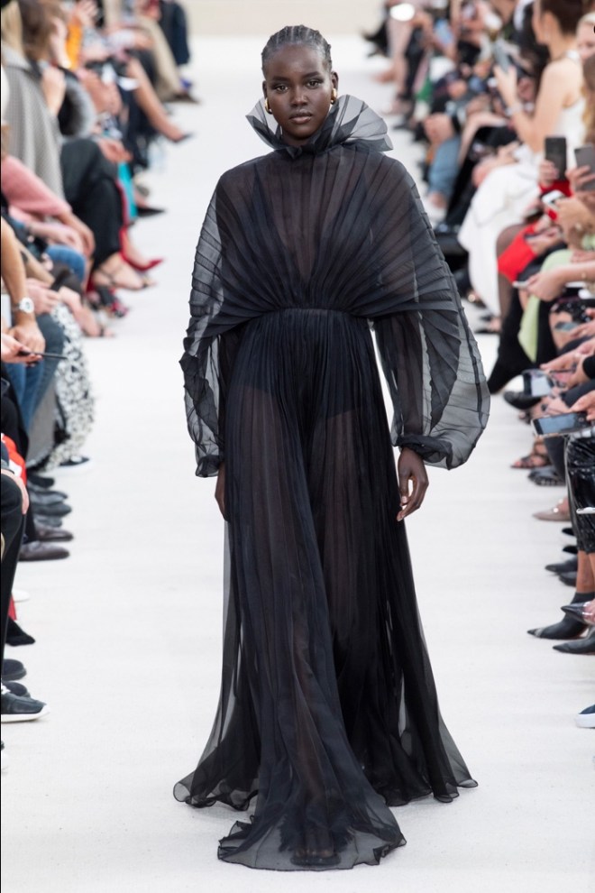 Valentino Spring 2019 RTW