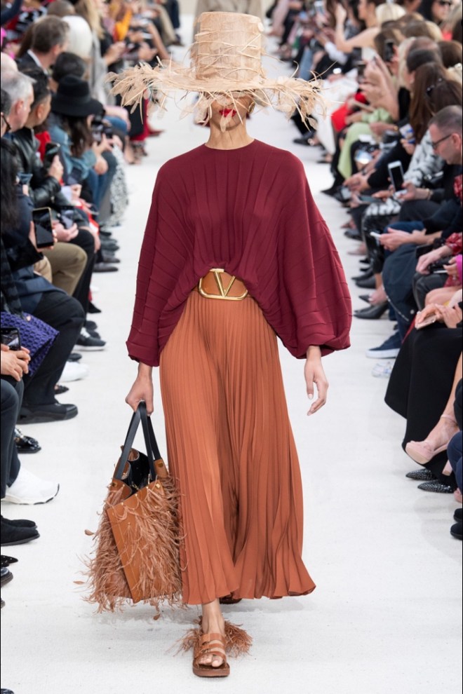 Valentino Spring 2019 RTW